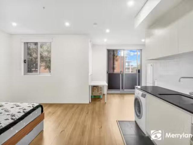 Apartment for rent in Holroyd