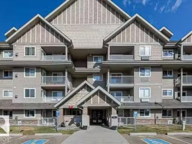 Condo for sale in Spruce Grove, Alberta