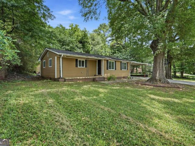 House for sale in Oakwood, Georgia