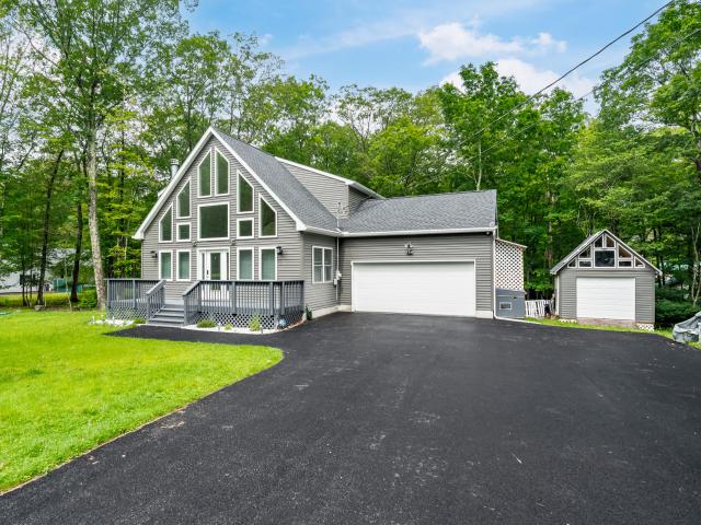 House for sale in Buck Hill Falls, Pennsylvania