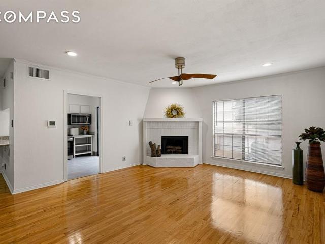 Condo for sale in Addison, Texas