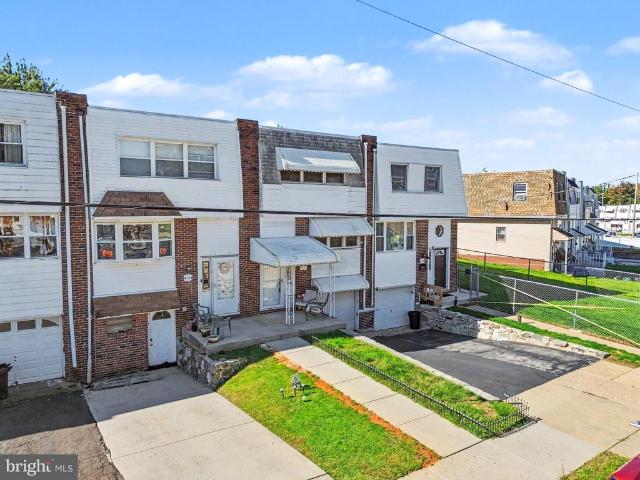 Townhouse for sale in Longmead Farms, Philadelphia