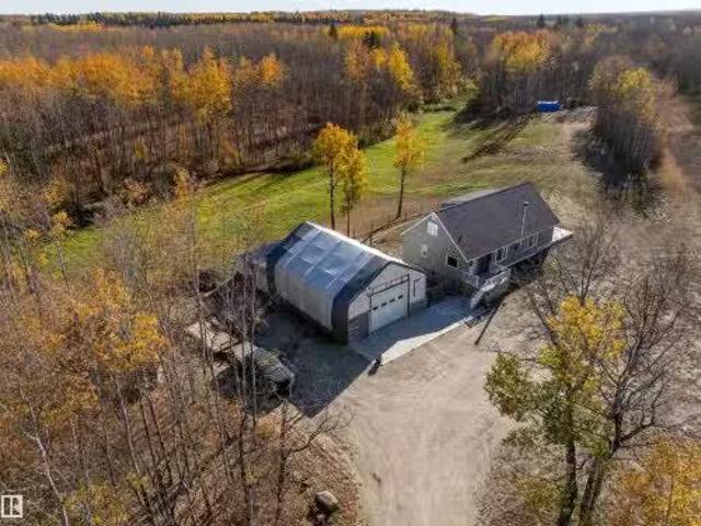 House for sale in Alberta