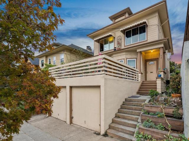 House for sale in Piedmont Avenue, Oakland