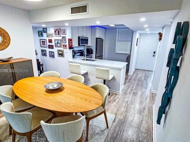 Condo for sale in Coconut Creek, Broward County