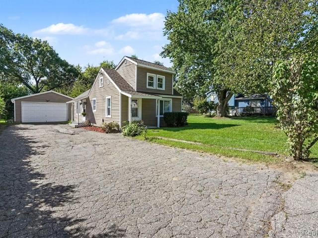 House for sale in Drayton Plains, Waterford Township