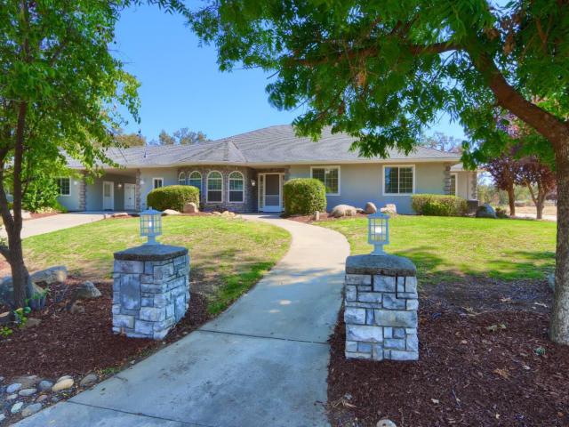 House for sale in Ahwahnee, California