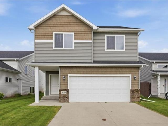 House for sale in Moorhead, Minnesota