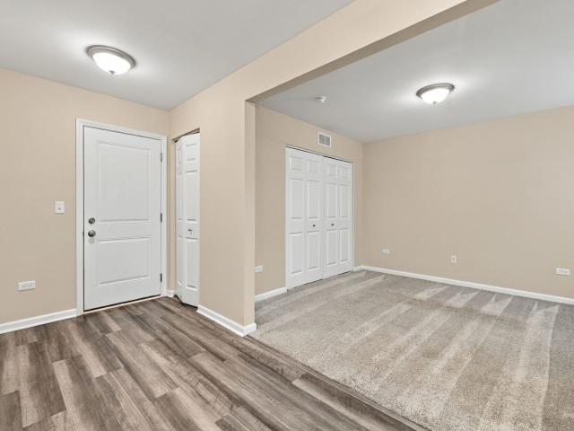 Townhouse for rent in Aurora, Illinois