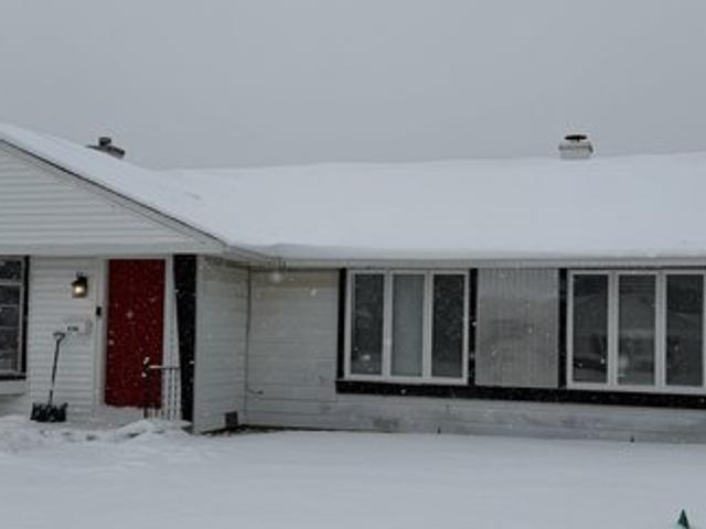 Townhouse for sale in Hometown, Illinois