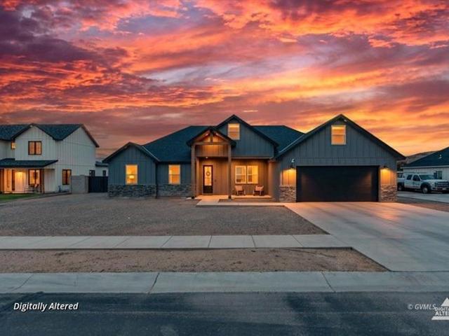 House for sale in Thatcher, Graham County