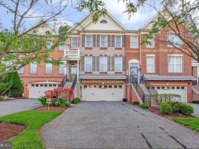 Townhouse for sale in Upper Marlboro