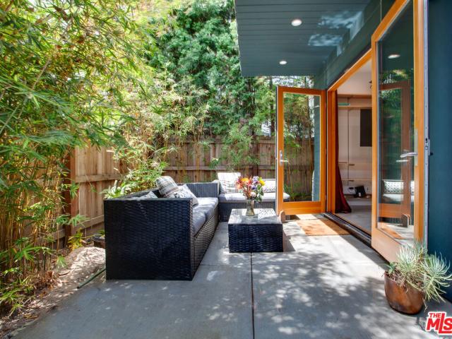 Property for rent in Canoga Park, California