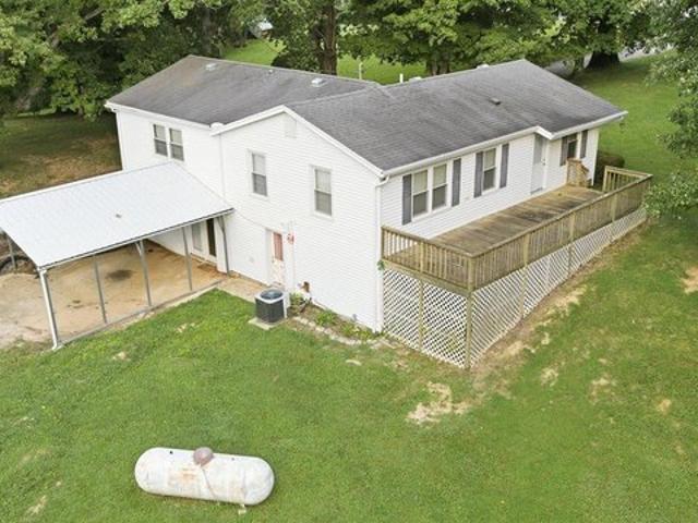 House for sale in Vine Grove, Kentucky