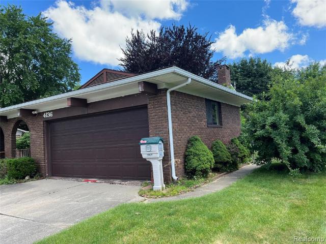 House for sale in Waterford, Michigan