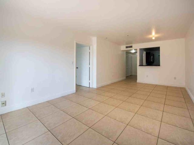 Apartment for rent in Dania Beach, Broward County
