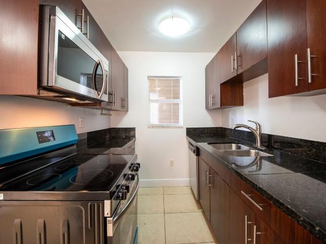 Apartment for rent in Dania Beach, Broward County