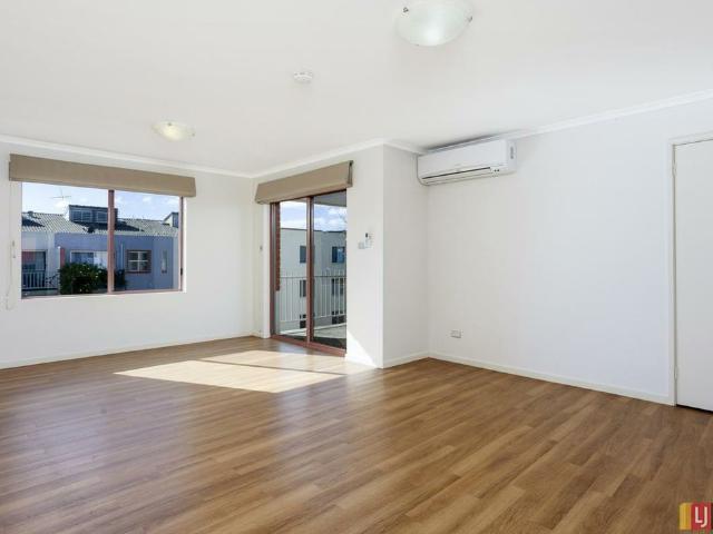 Apartment for rent in Woden, Australian Capital Territory