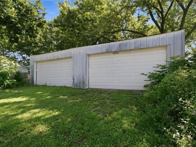 House for sale in Clinton, Missouri