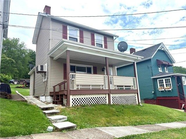 House for sale in Smithton, Pennsylvania