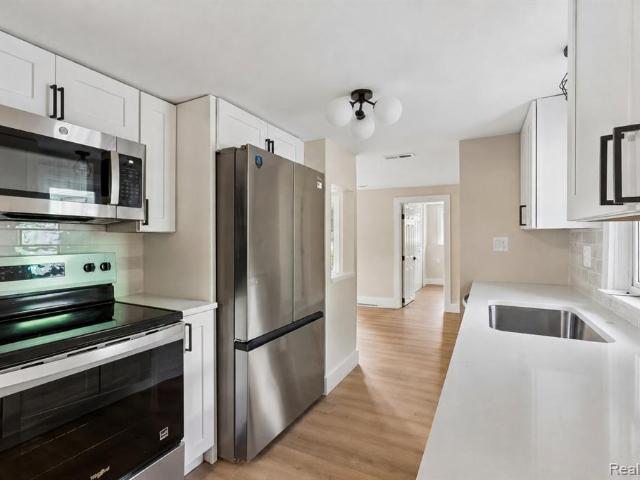 House for sale in Fenton, Michigan