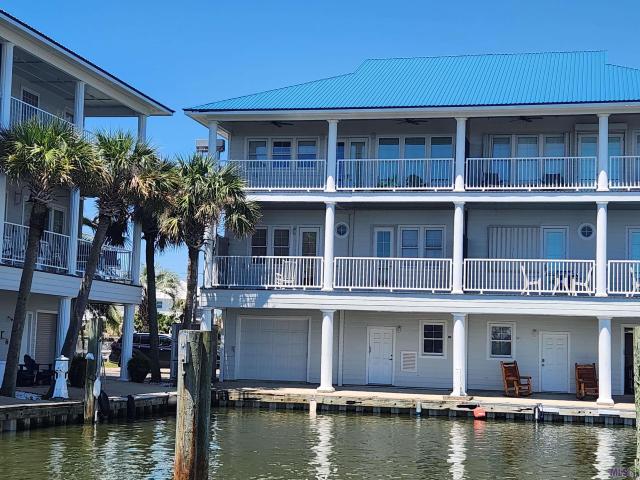 House for sale in Grand Isle, Louisiana
