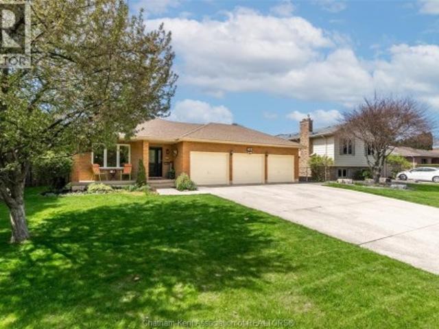House for sale in Chatham–kent, Ontario