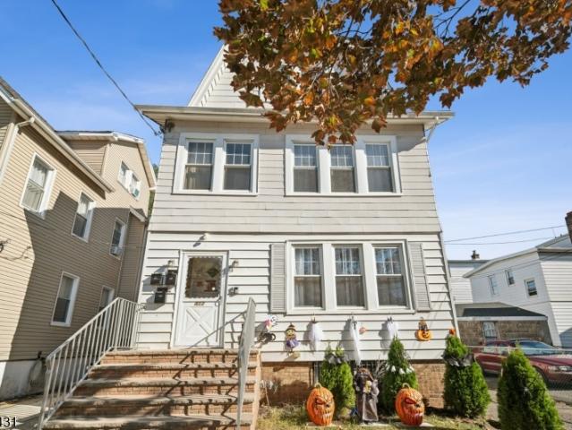 House for sale in Bloomfield, New Jersey