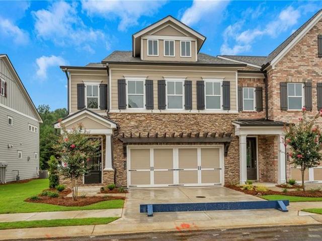 Townhouse for sale in Woodstock, Georgia