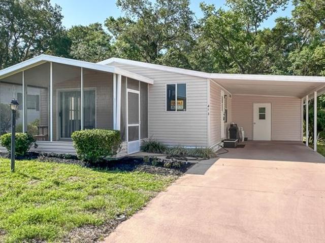 House for sale in Lady Lake, Florida