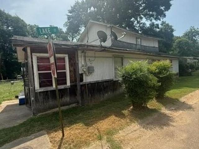 House for sale in Grenada, Mississippi