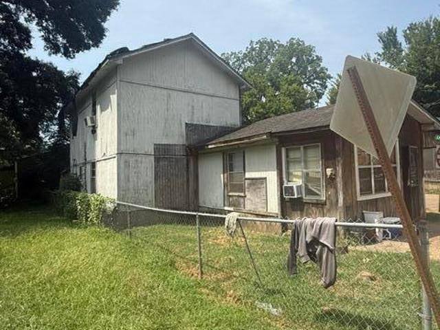 House for sale in Grenada, Mississippi