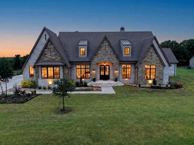 House for sale in Van Alstyne, Texas