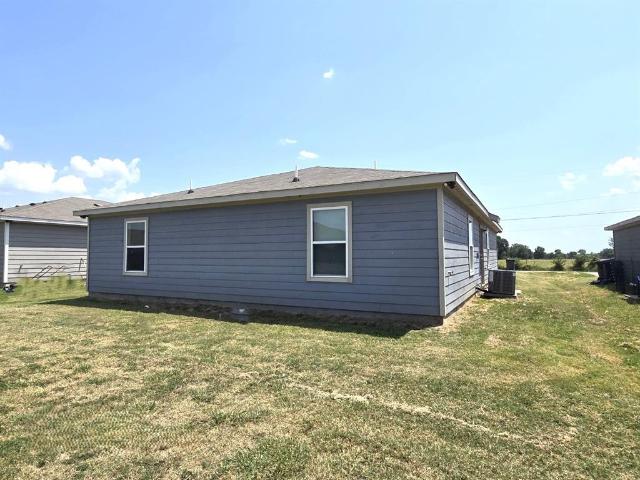 House for sale in Henderson, Texas