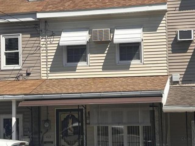 House for sale in Mount Carmel, Pennsylvania