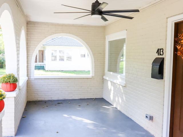 House for sale in Waverly
