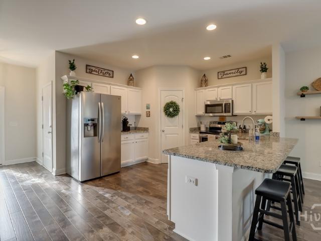 Townhouse for sale in Richmond Hill, Georgia