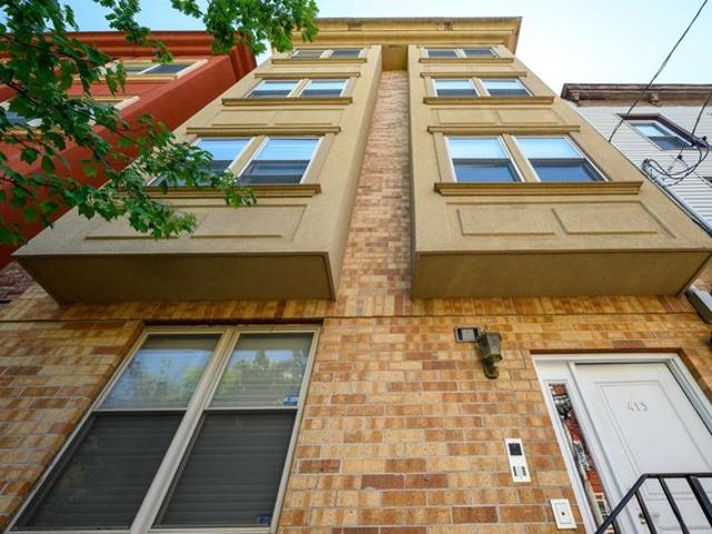 Condo for sale in Hudson, New Jersey