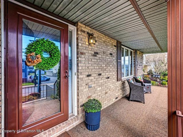 House for sale in Dickson City, Pennsylvania