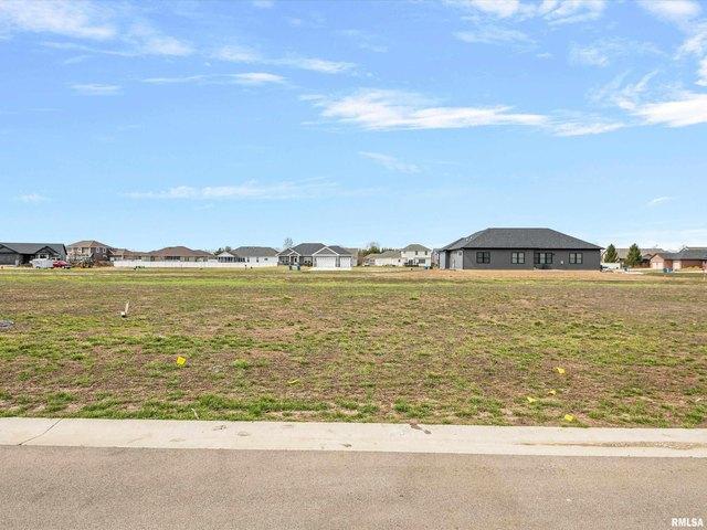 Land for sale in Chatham, Illinois