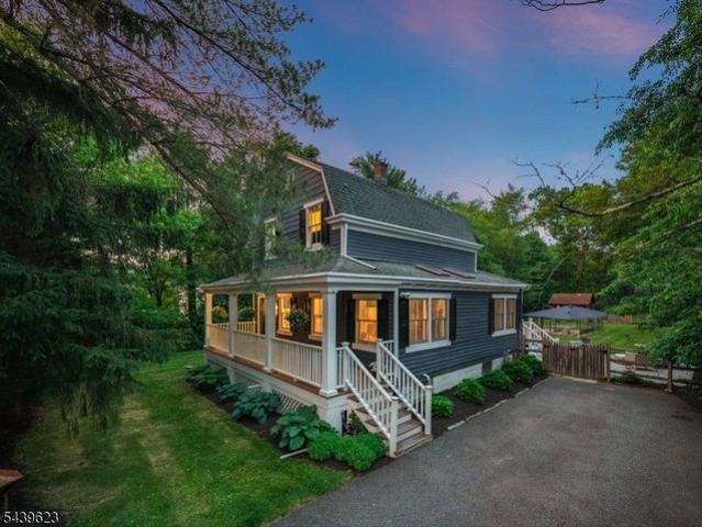 House for sale in Gillette, New Jersey