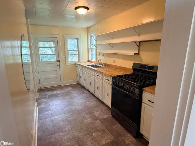 House for sale in Fairfield, Jefferson County