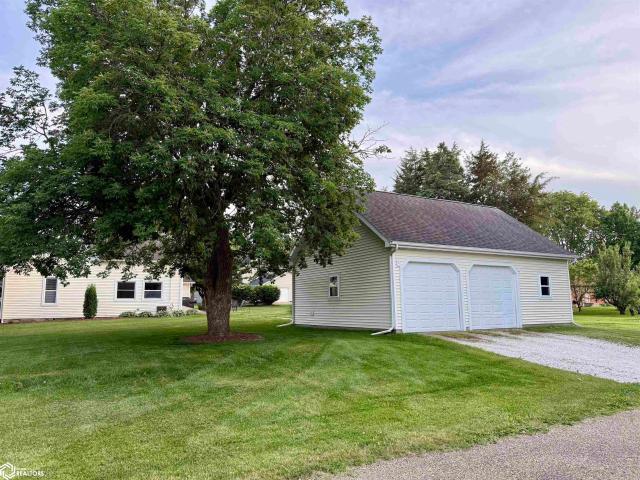 House for sale in Mediapolis, Iowa