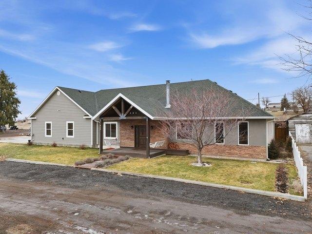 House for sale in Wilbur, Washington