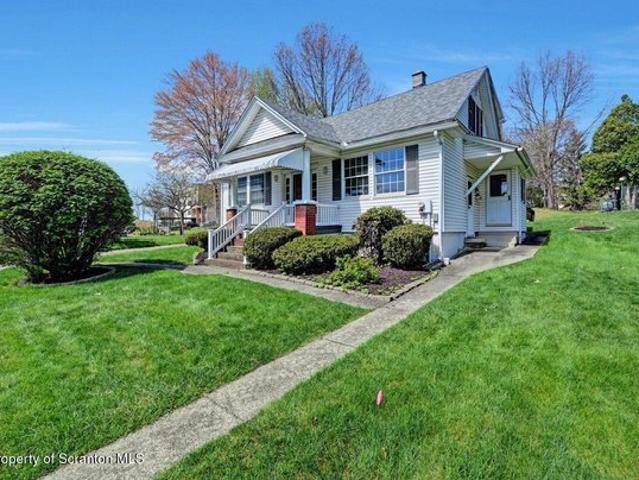 House for sale in Dickson City, Pennsylvania