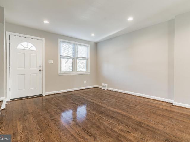 Townhouse for sale in Glen Burnie, Maryland
