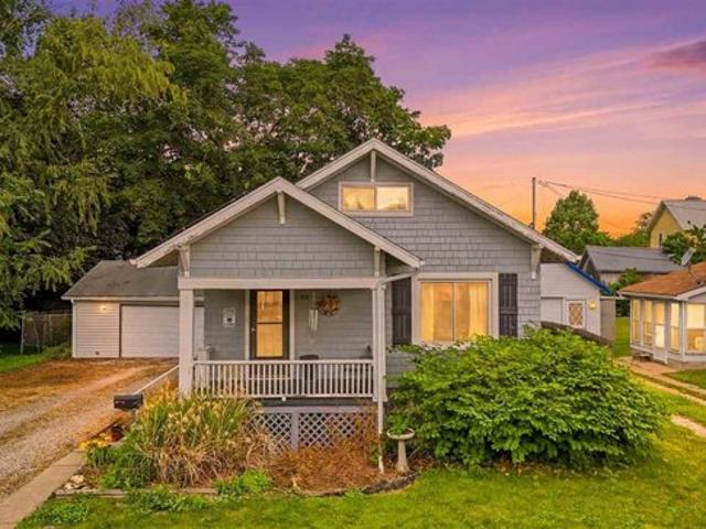 House for sale in Washington, Iowa