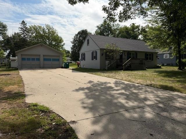 House for sale in Litchfield, Meeker County