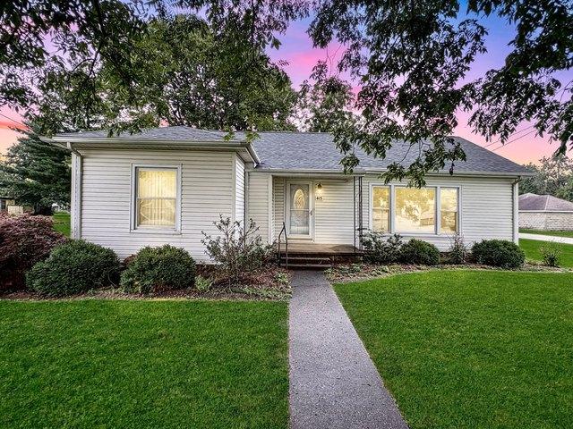 House for sale in Clay City, Illinois