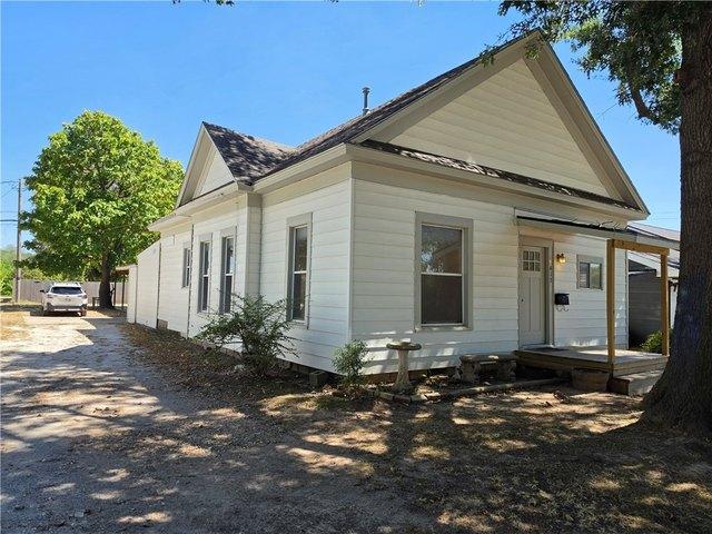 House for sale in Twin Springs, Siloam Springs